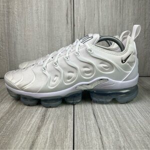 NEW Nike Air VaporMax Plus White Metallic Silver  fq8895-100 Women Size 10